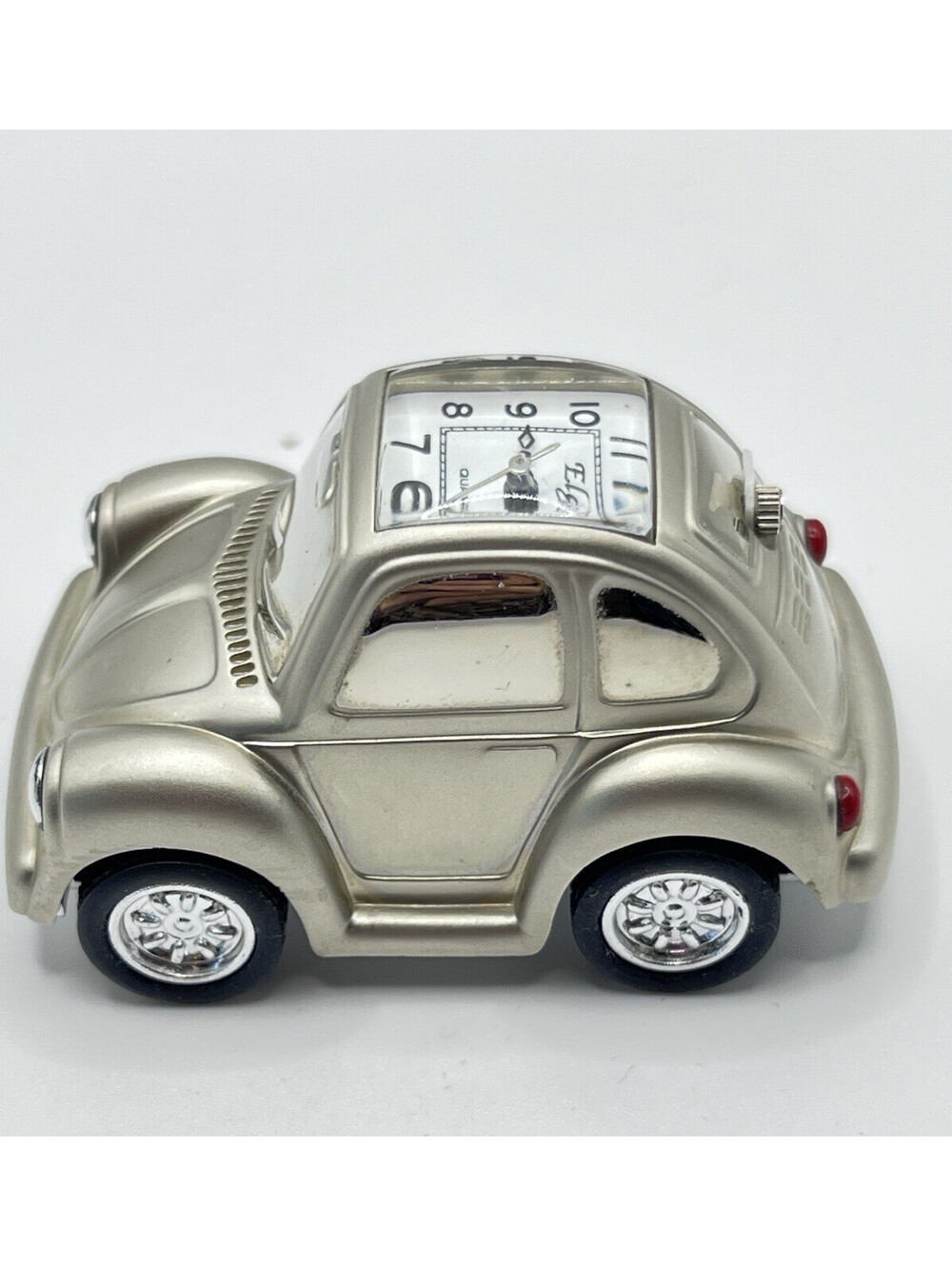 Elgin Clock mini Beetle Volkswagon Quartz Silver Tone working 3105.2